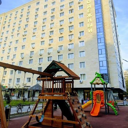 Апартаменты В Центре, В Новом Доме Alma-Ata Rum bild
